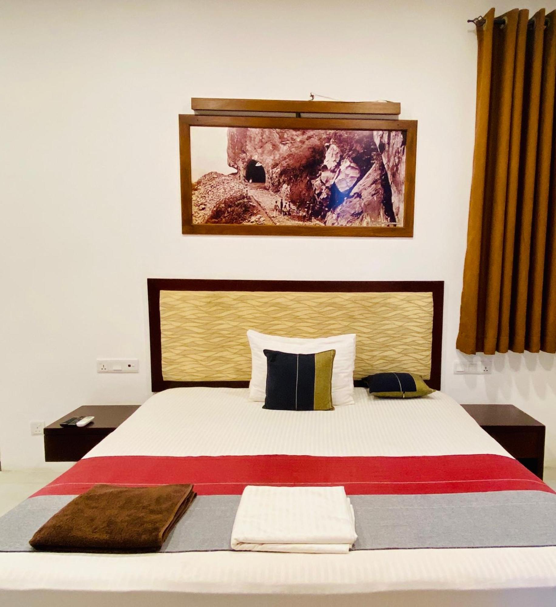 Hotel Kandyan View "Free Pickup From Kandy City" Eksteriør billede